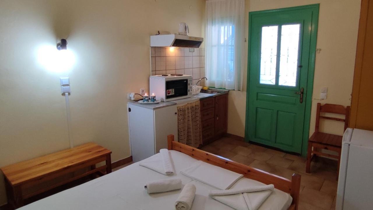 Villa Spiros Áyios Nikítas Eksteriør bilde